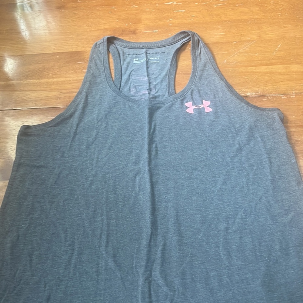 Under Armour • Racerback • Tank Top - Picture 2 of 8
